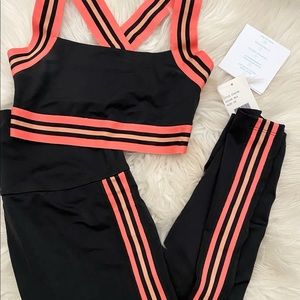 NWT Beyond Yoga Set XS